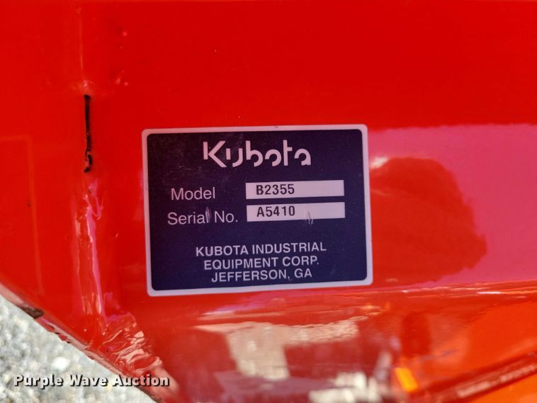 image for item EE0979 Kubota B3000 MFWD tractor