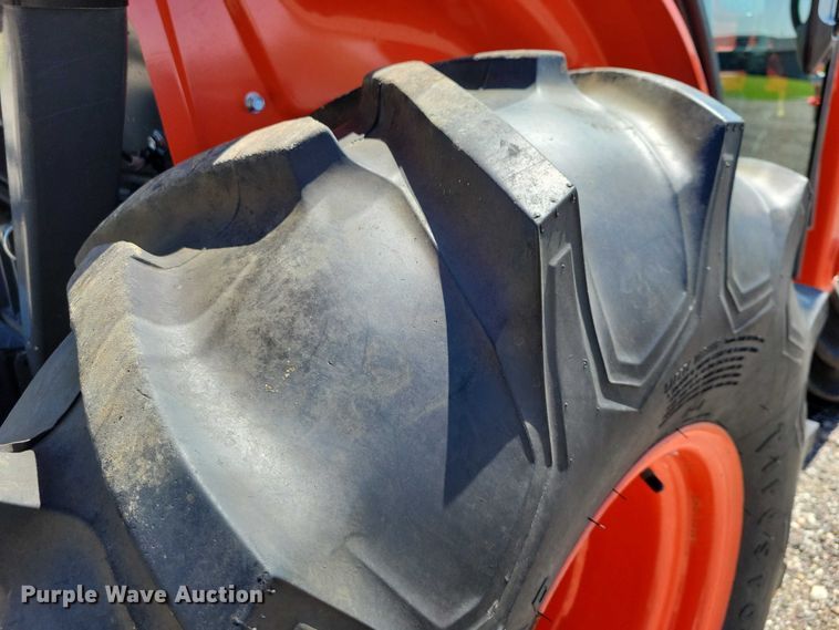 image for item EE0979 Kubota B3000 MFWD tractor