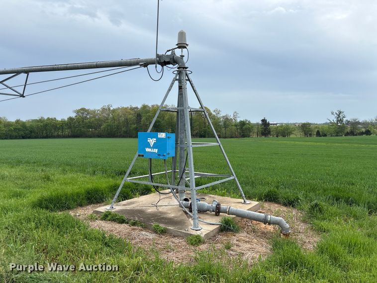 image for item EF1081 Valley 7000 center pivot