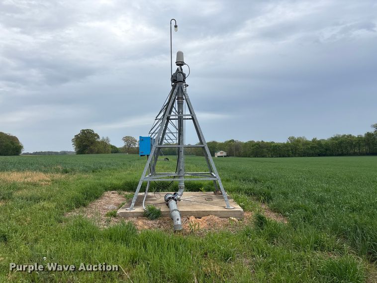 image for item EF1081 Valley 7000 center pivot