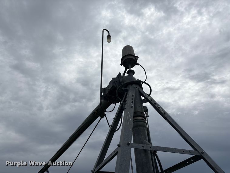image for item EF1081 Valley 7000 center pivot