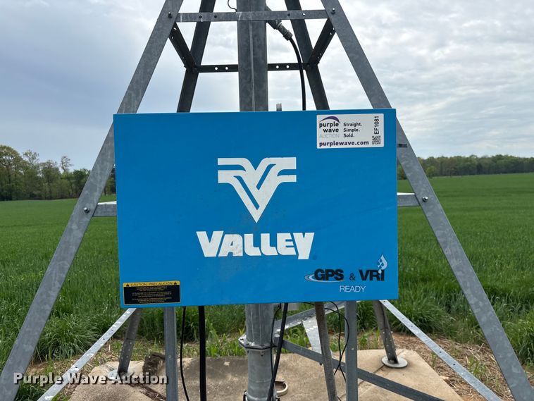 image for item EF1081 Valley 7000 center pivot