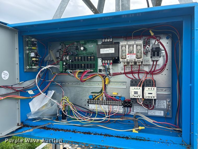 image for item EF1081 Valley 7000 center pivot