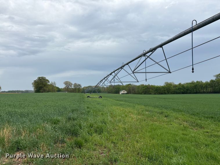 image for item EF1081 Valley 7000 center pivot