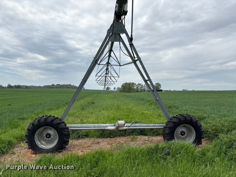 image for item EF1081 Valley 7000 center pivot