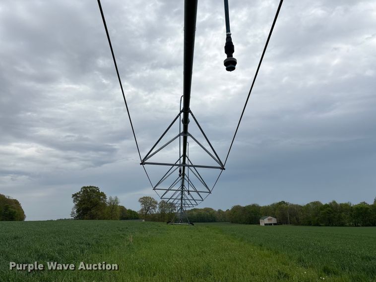 image for item EF1081 Valley 7000 center pivot