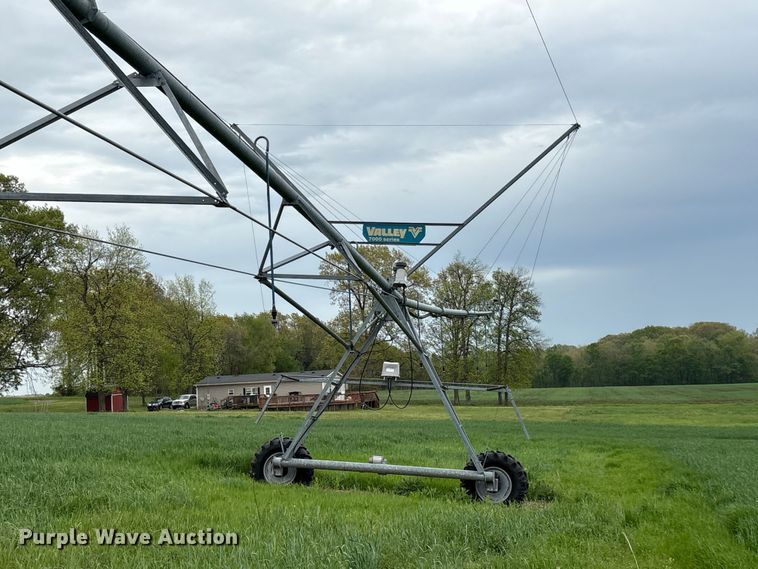 image for item EF1081 Valley 7000 center pivot