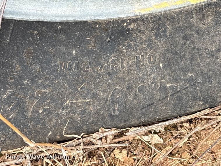 image for item EF1081 Valley 7000 center pivot