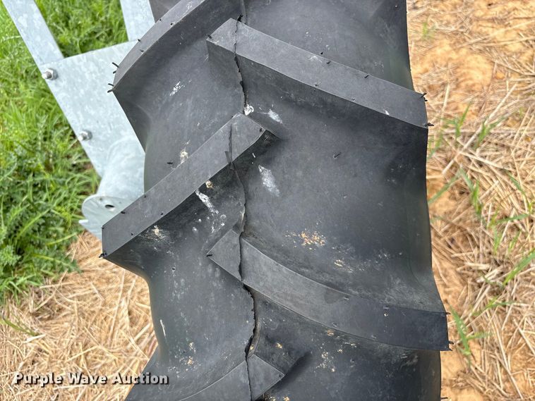 image for item EF1081 Valley 7000 center pivot