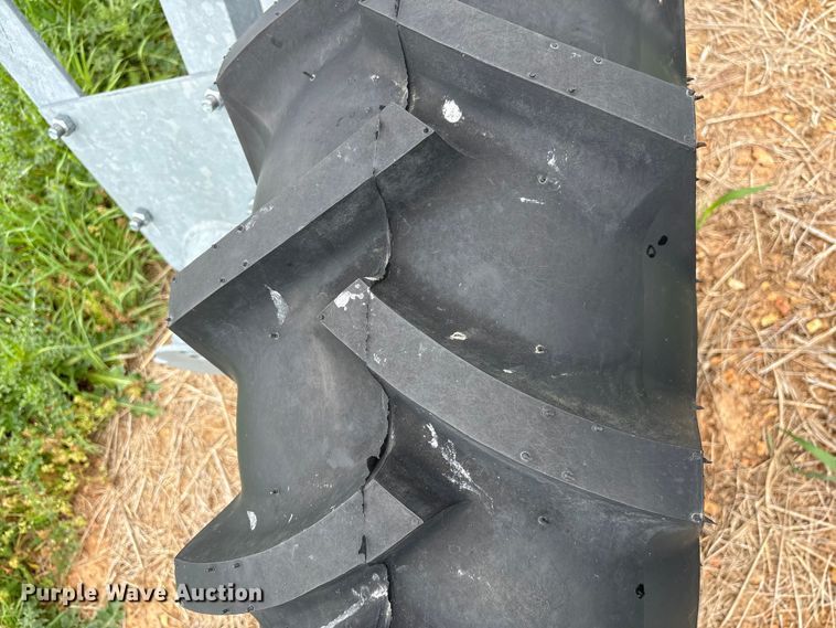 image for item EF1081 Valley 7000 center pivot