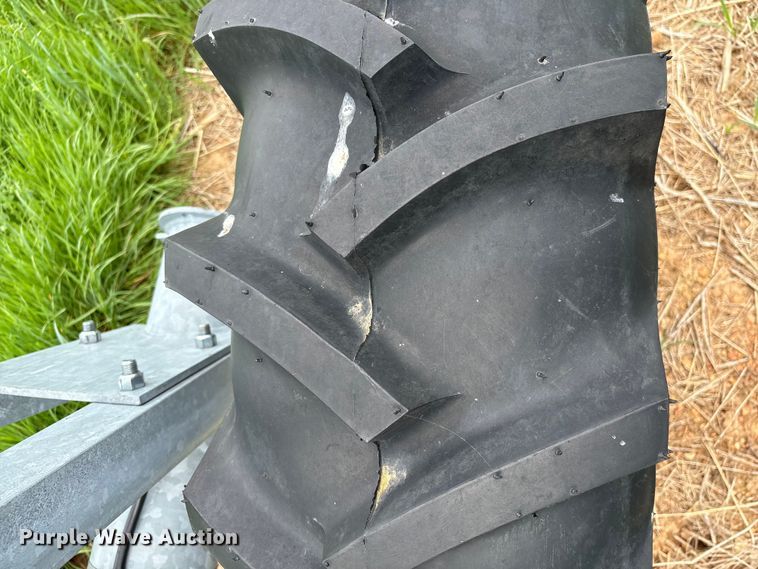 image for item EF1081 Valley 7000 center pivot