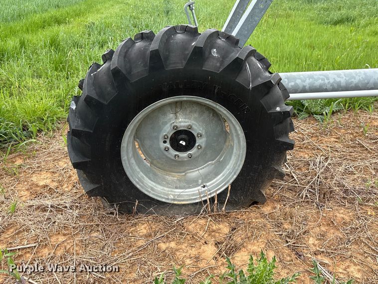 image for item EF1081 Valley 7000 center pivot