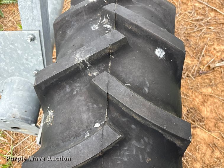 image for item EF1081 Valley 7000 center pivot