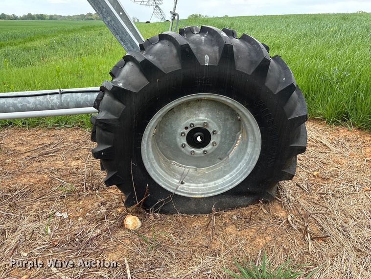 image for item EF1081 Valley 7000 center pivot