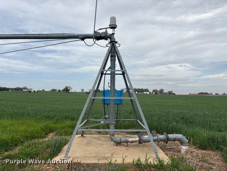 image for item EF1082 Valley 7000 center pivot