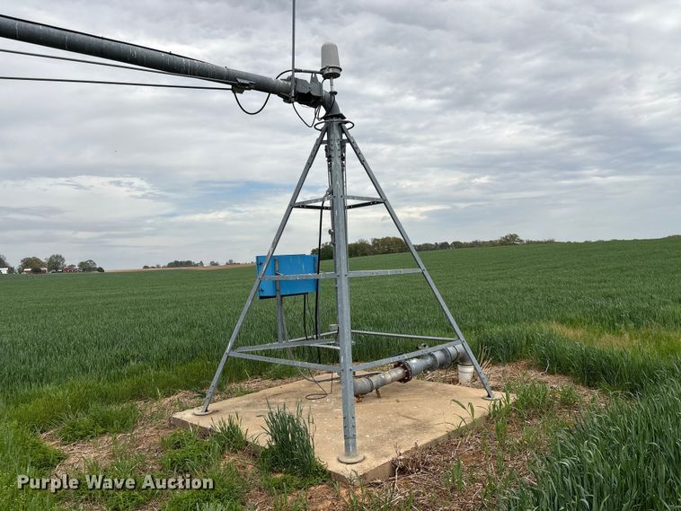 image for item EF1082 Valley 7000 center pivot