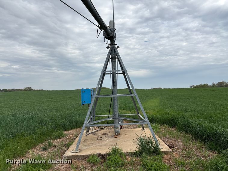 image for item EF1082 Valley 7000 center pivot