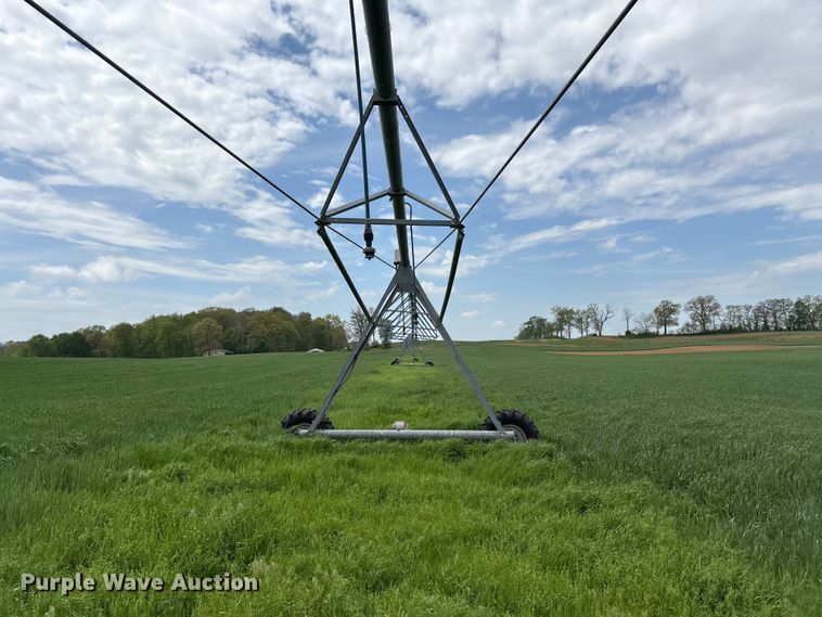 image for item EF1082 Valley 7000 center pivot