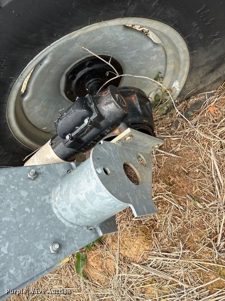 image for item EF1082 Valley 7000 center pivot