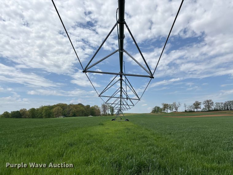 image for item EF1082 Valley 7000 center pivot