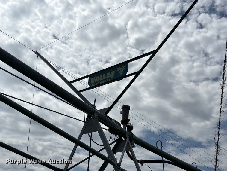 image for item EF1082 Valley 7000 center pivot