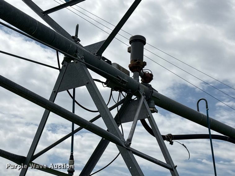 image for item EF1082 Valley 7000 center pivot