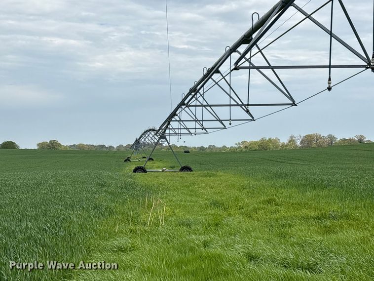 image for item EF1082 Valley 7000 center pivot