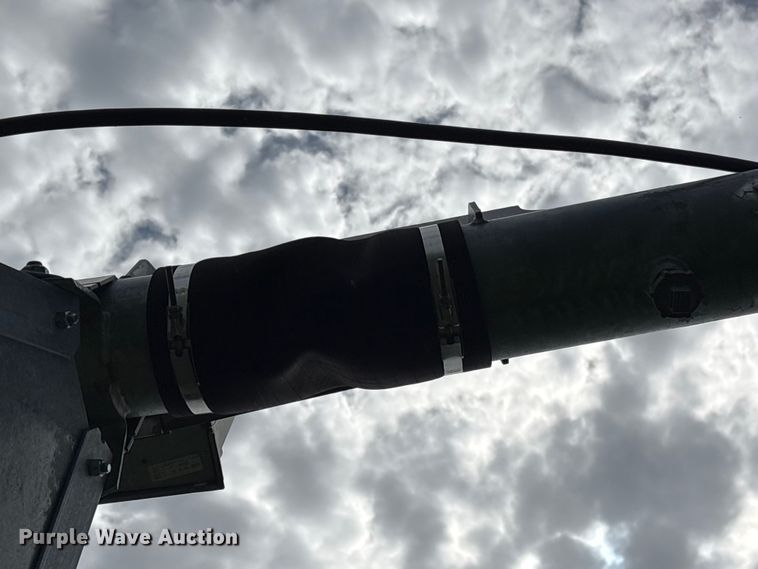 image for item EF1082 Valley 7000 center pivot