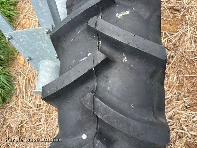 image for item EF1082 Valley 7000 center pivot