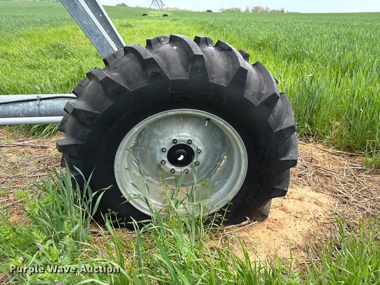 image for item EF1082 Valley 7000 center pivot
