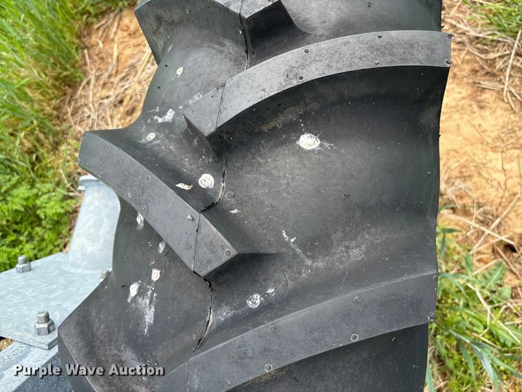 image for item EF1082 Valley 7000 center pivot