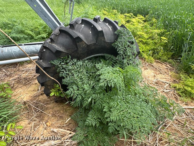 image for item EF1082 Valley 7000 center pivot