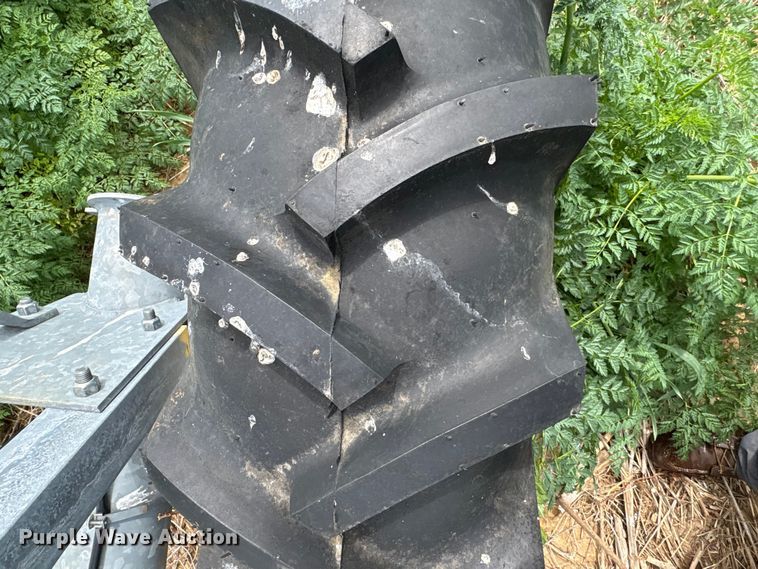 image for item EF1082 Valley 7000 center pivot