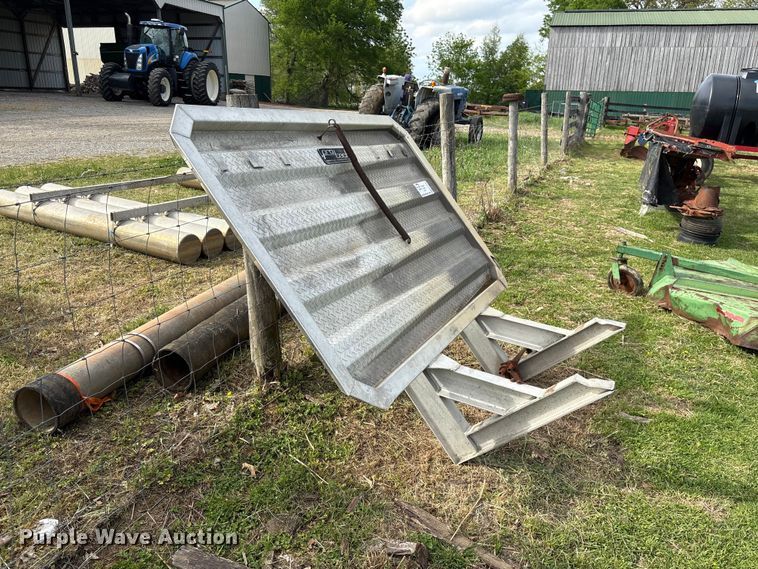 image for item EF1085 ProTech headache rack