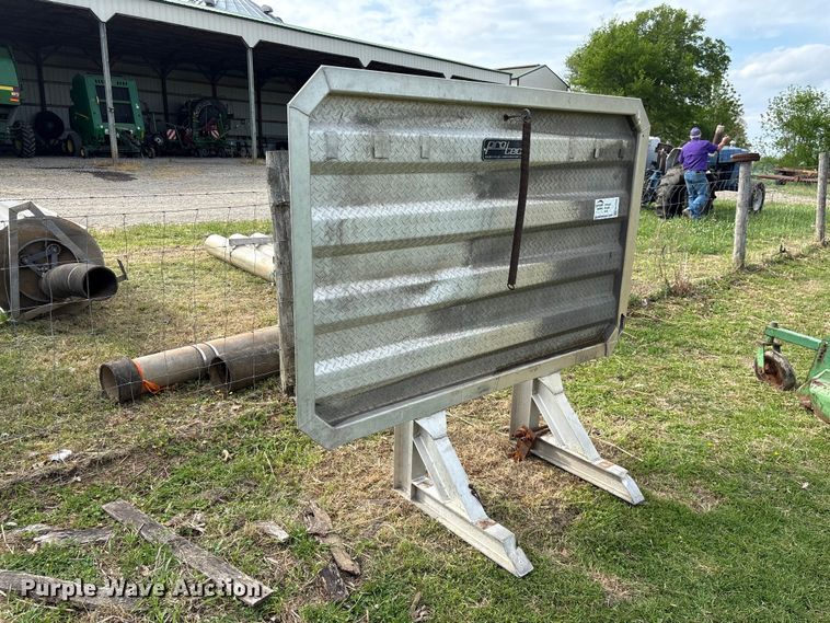 image for item EF1085 ProTech headache rack