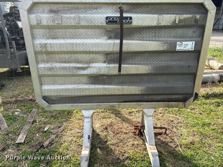 image for item EF1085 ProTech headache rack