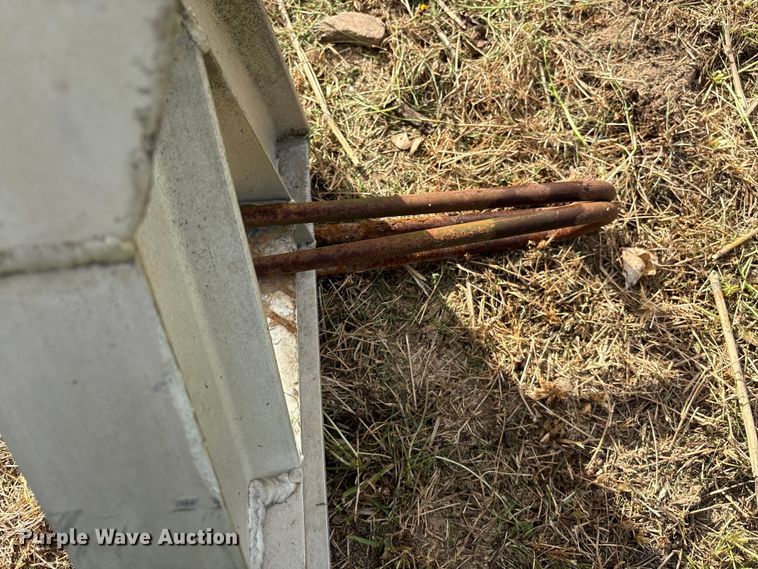 image for item EF1085 ProTech headache rack