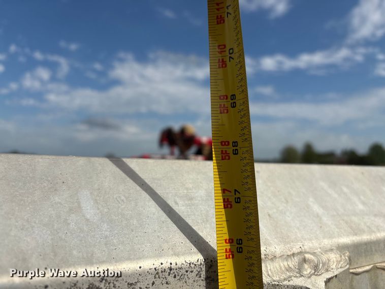 image for item EF1085 ProTech headache rack