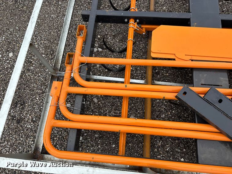 image for item EO4222 Arteer ACG-10 skid steer bale accumulator grapple