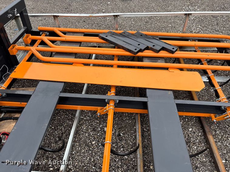image for item EO4222 Arteer ACG-10 skid steer bale accumulator grapple