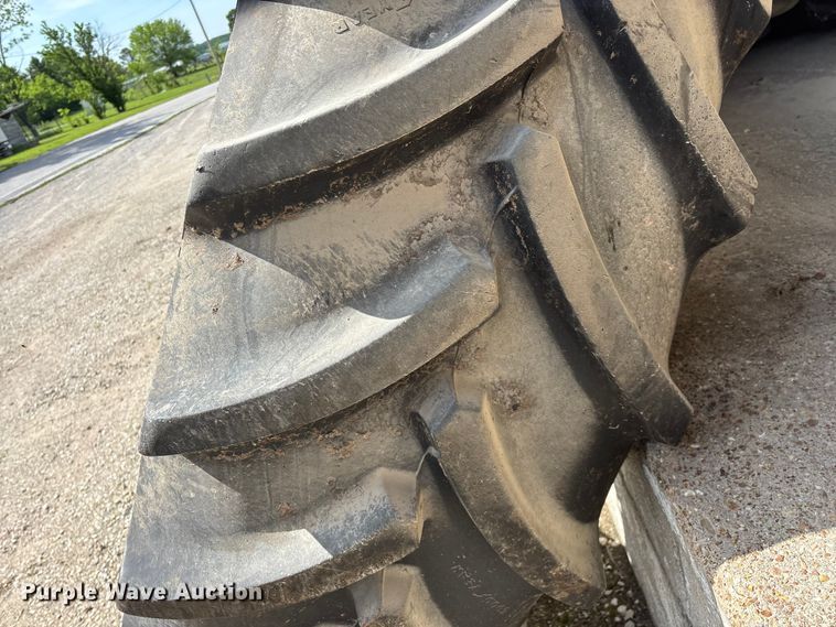 image for item EO4229 (4) tires and wheels
