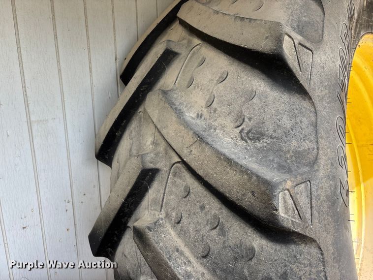 image for item EO4229 (4) tires and wheels