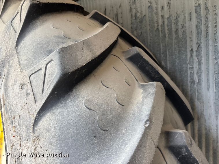 image for item EO4229 (4) tires and wheels