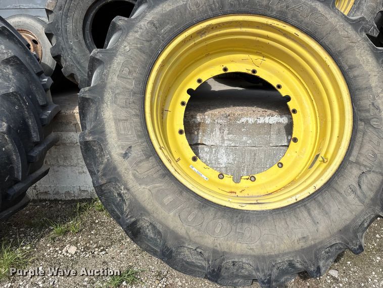 image for item EO4229 (4) tires and wheels