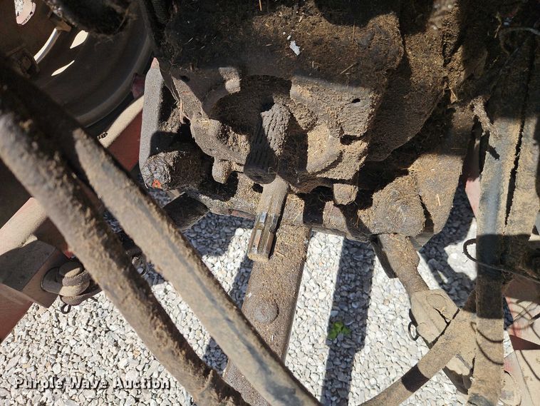 image for item EO7278 1974 International Harvester 1066 tractor