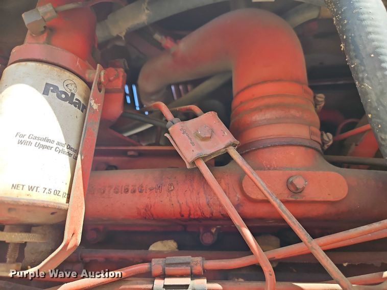 image for item EO7278 1974 International Harvester 1066 tractor