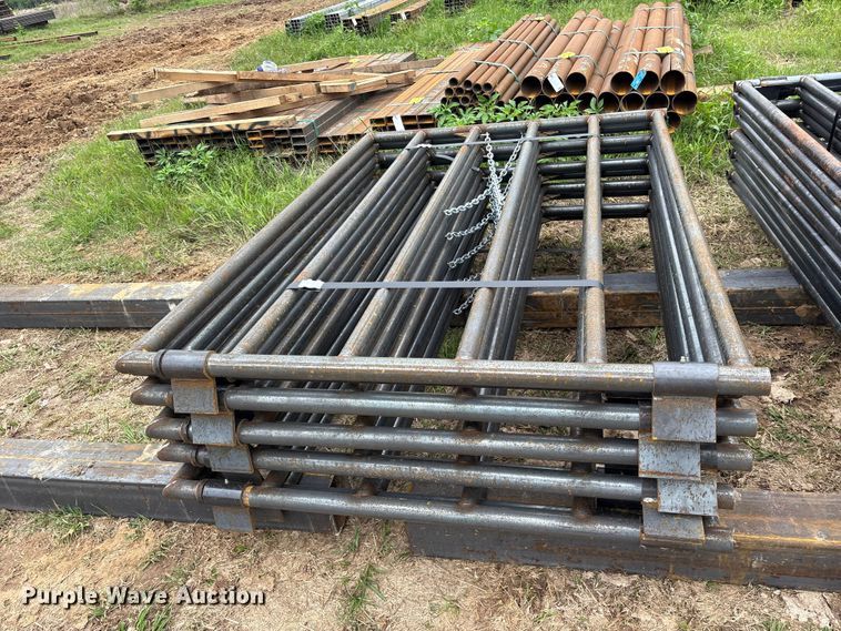 image for item ES8947 (10) 6 Bar livestock gates