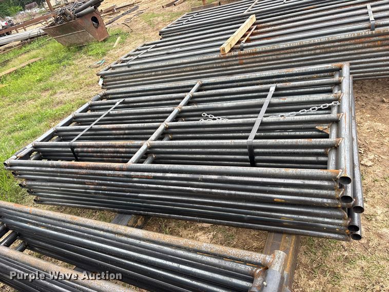 image for item ES8948 (10) 6 Bar livestock gates