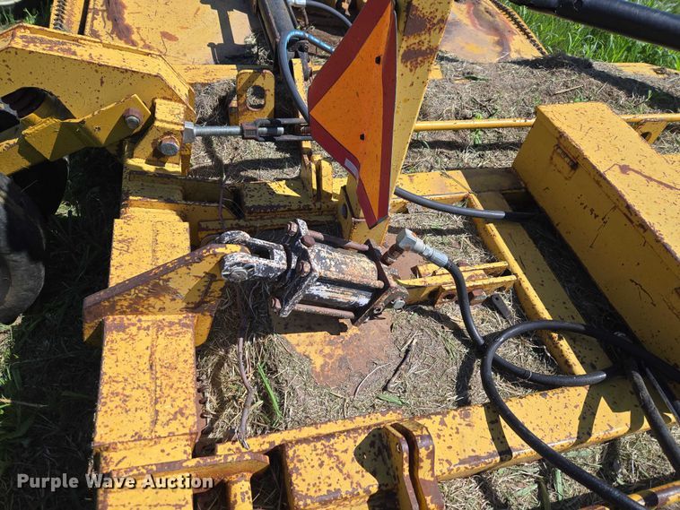 image for item ET5049 Bush Whacker T180 batwing finish mower