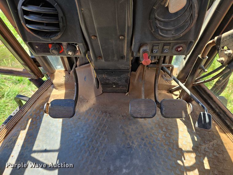 image for item ET5050 1991 Agco 6680 tractor